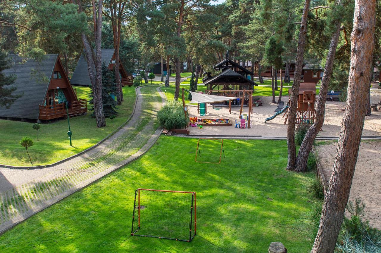 Campus Karolina Apartment Brenno Bagian luar foto