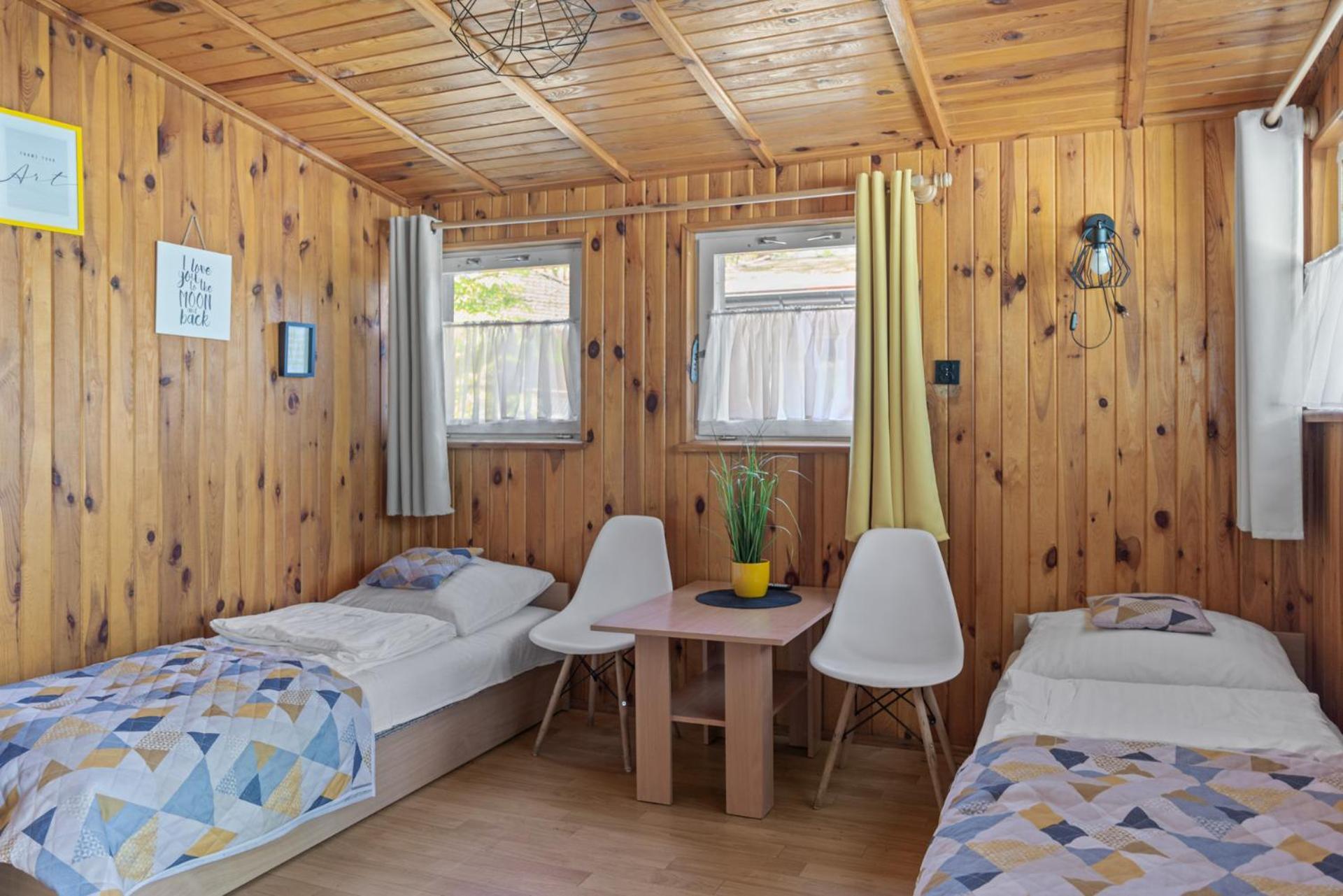 Campus Karolina Apartment Brenno Bagian luar foto